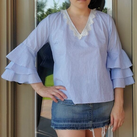 Takara BellSleeves‎ V Neck blue Top - Picture 8 of 9